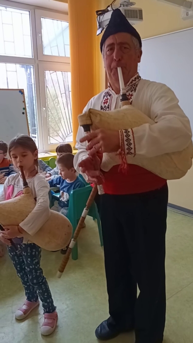 ДГ-Панорама-урок по родолюбие-8